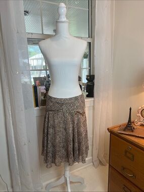 Byer California Y2K  Brown Patterned Circle Skirt size medium.